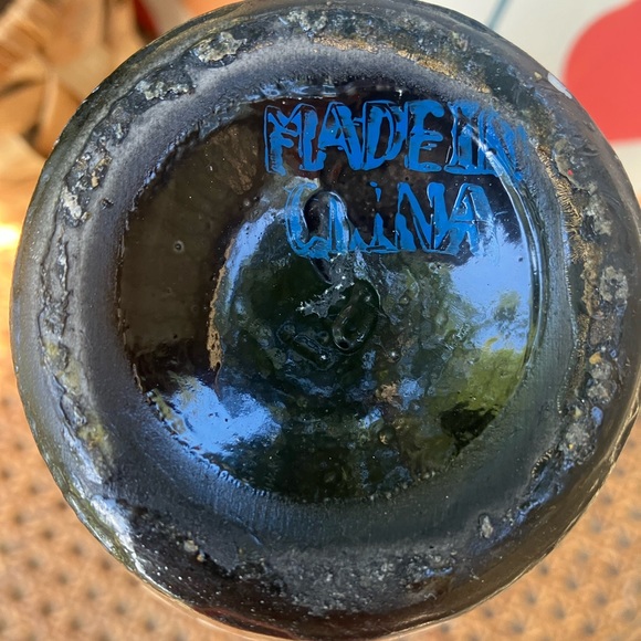 Golden Chinoiserie Painted Peonies Ceramic Vase - Picture 11 of 12